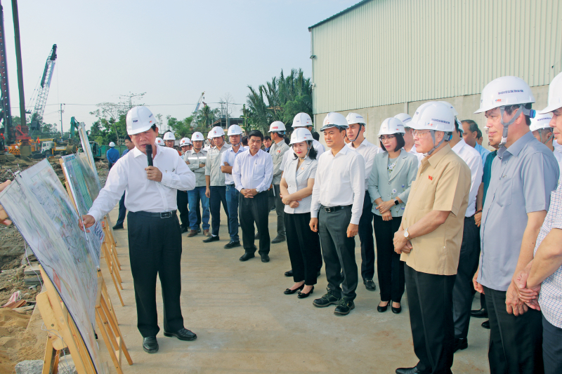 Phó Chủ tịch Quốc hội Nguyễn Đức Hải và Đoàn giám sát  kiểm tra tiến độ các gói thầu thuộc Dự án Vành đai 3 TP. Hồ Chí Minh